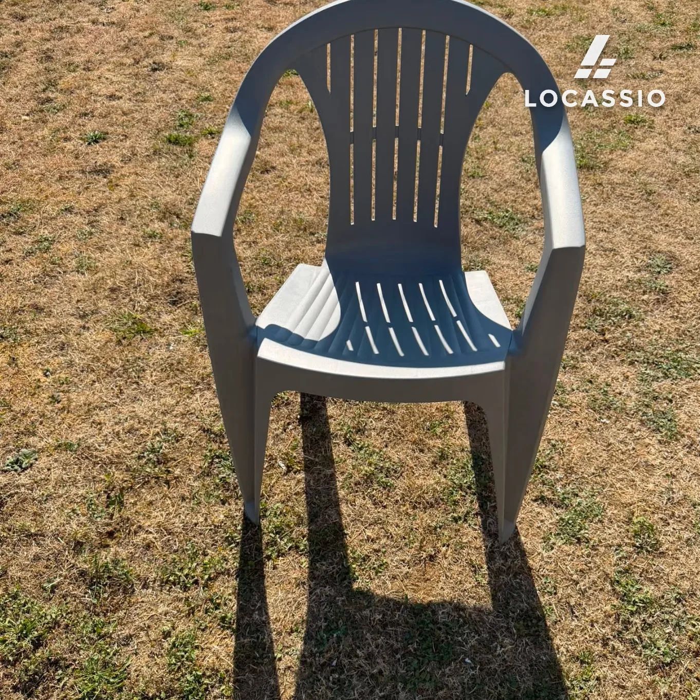 Location de chaises grises à Brenouille (1 à 20 unités)