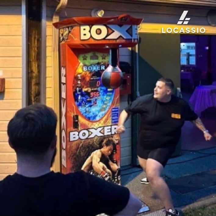 Machine a coup de poing
